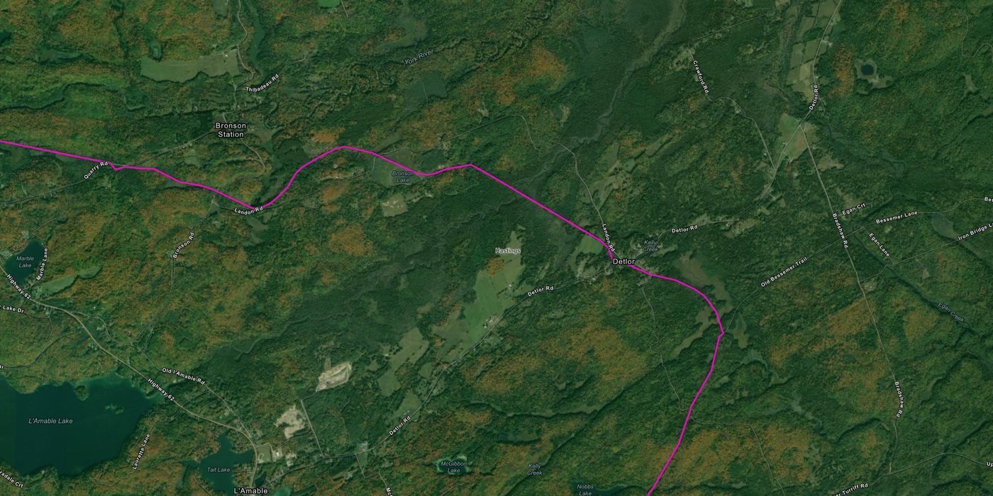 Local trail map showing the crossing near Bradshaw Road and Egan Lane